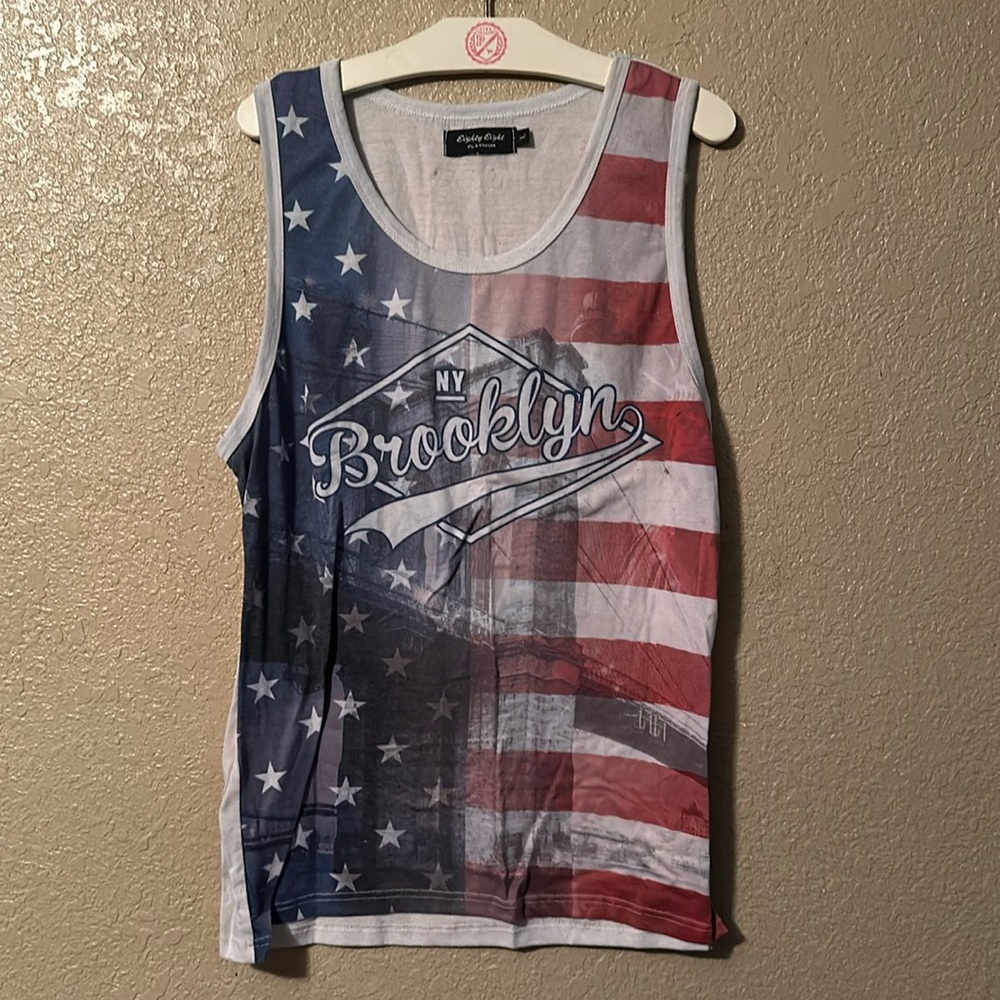 Eighty eight platinum large star strip tank top